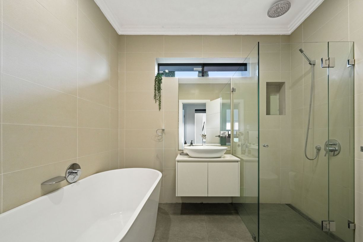 8 Moala Street — photo 10 of 22