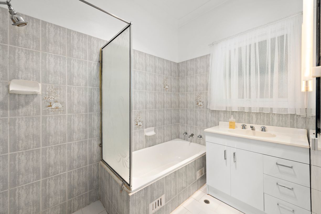 8 Braddon Street — photo 9 of 16