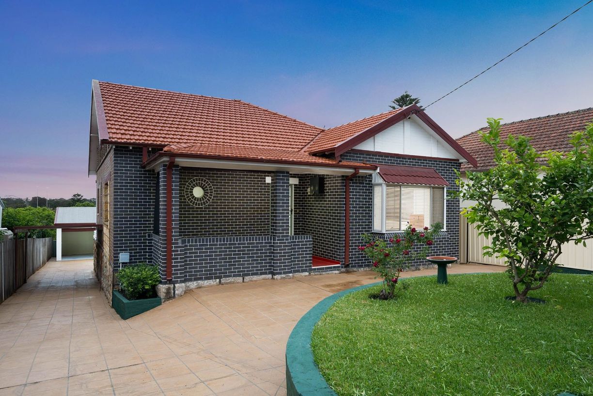 4 Lasswade Street — photo from Raine & Horne Ashfield