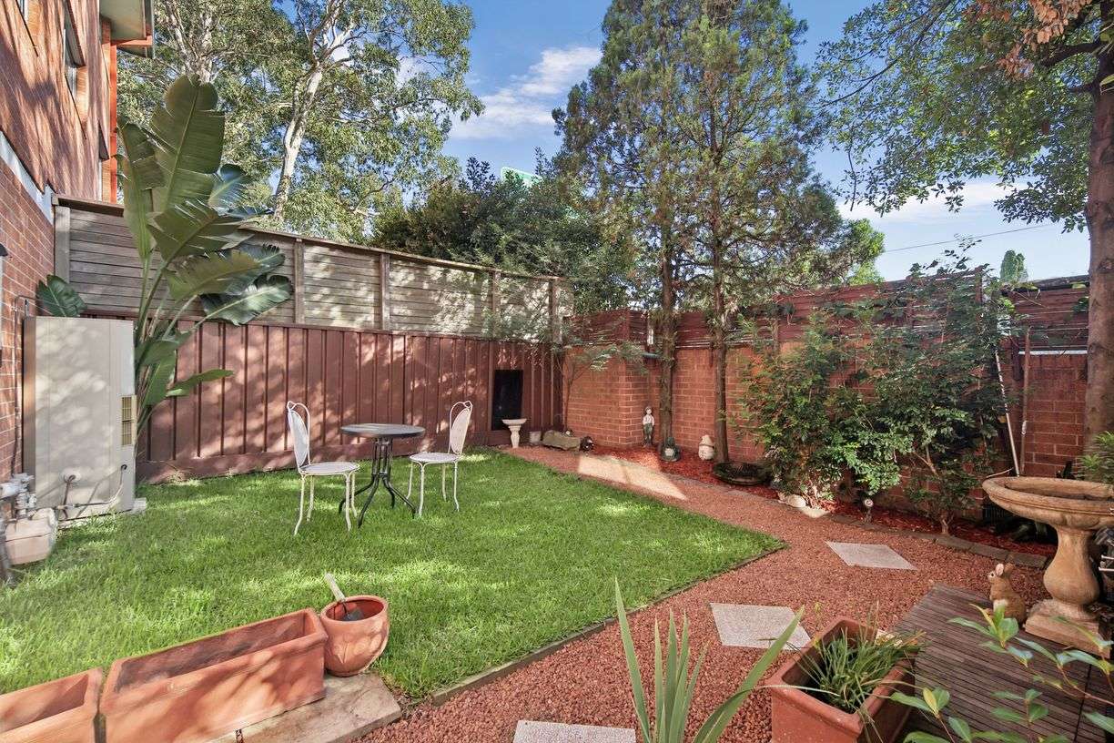 11/56 Sloane Street — photo 10 of 10