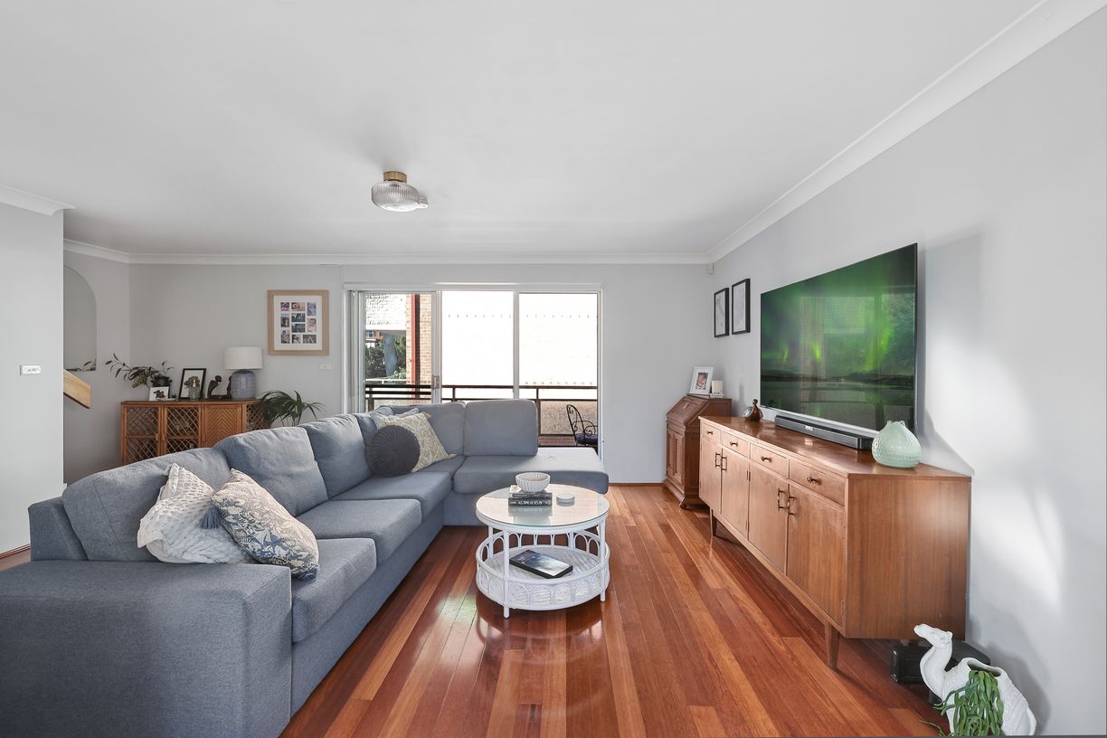 11/56 Sloane Street — photo 2 of 10