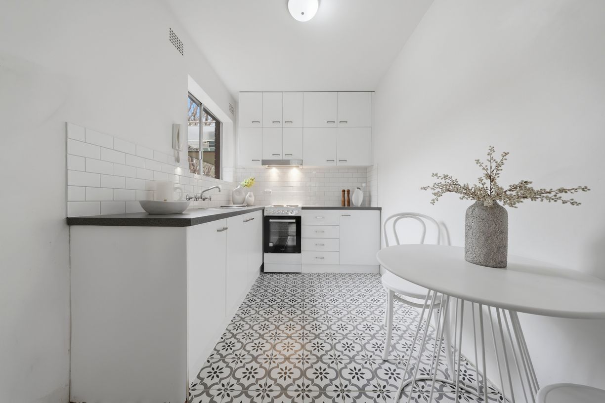 6/4 Hunter Street — photo 7 of 14