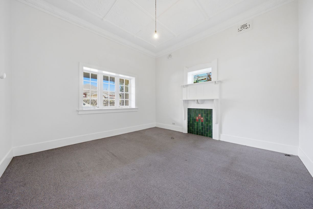 151 Elizabeth Street — photo 9 of 21