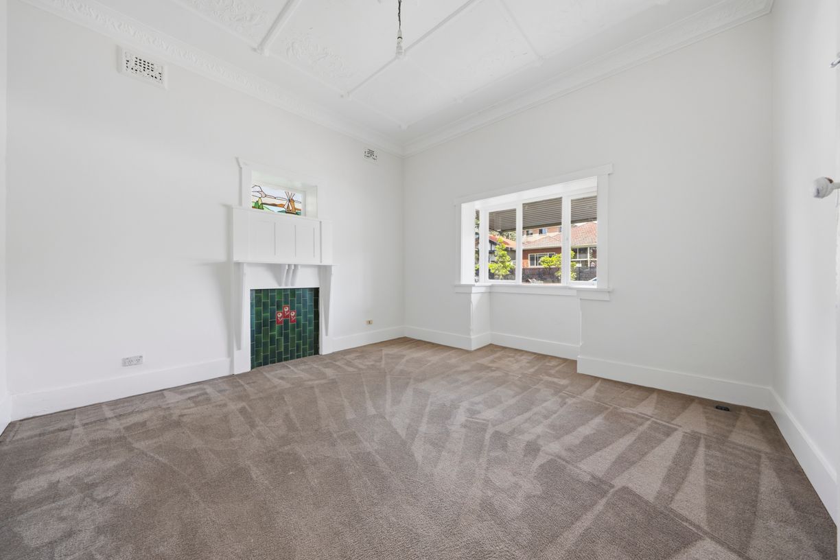 151 Elizabeth Street — photo 8 of 21