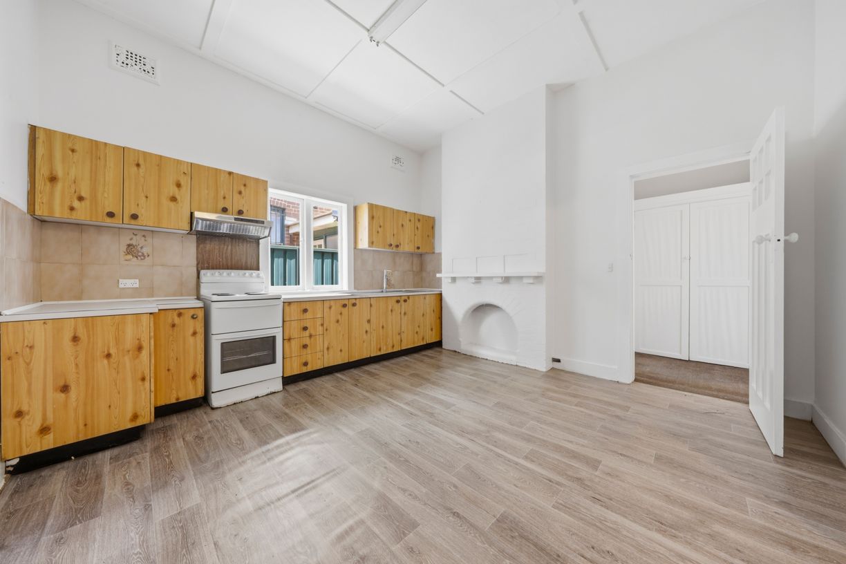 151 Elizabeth Street — photo 6 of 21