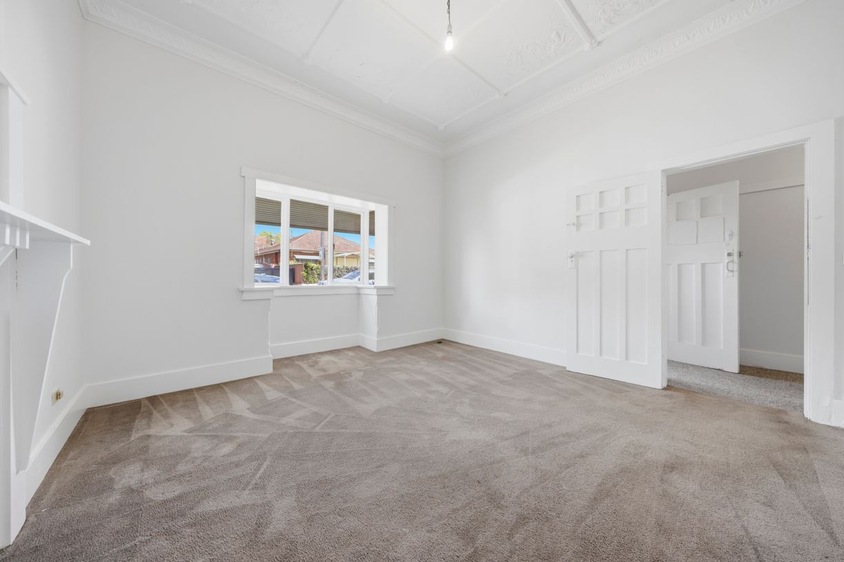 151 Elizabeth Street — photo 12 of 21