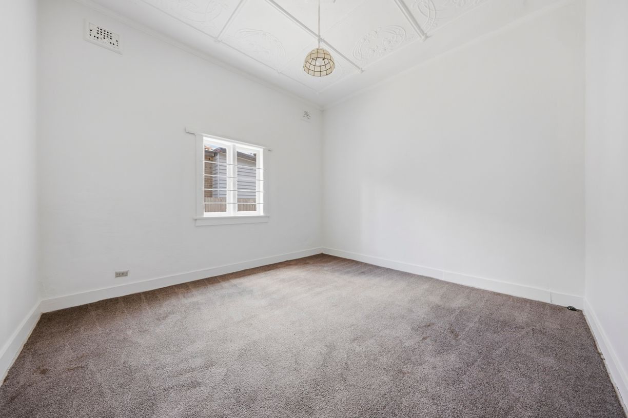 151 Elizabeth Street — photo 13 of 21