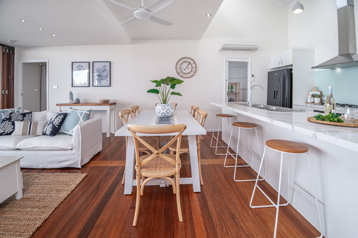 8 Hibiscus Lane — photo 4 of 30
