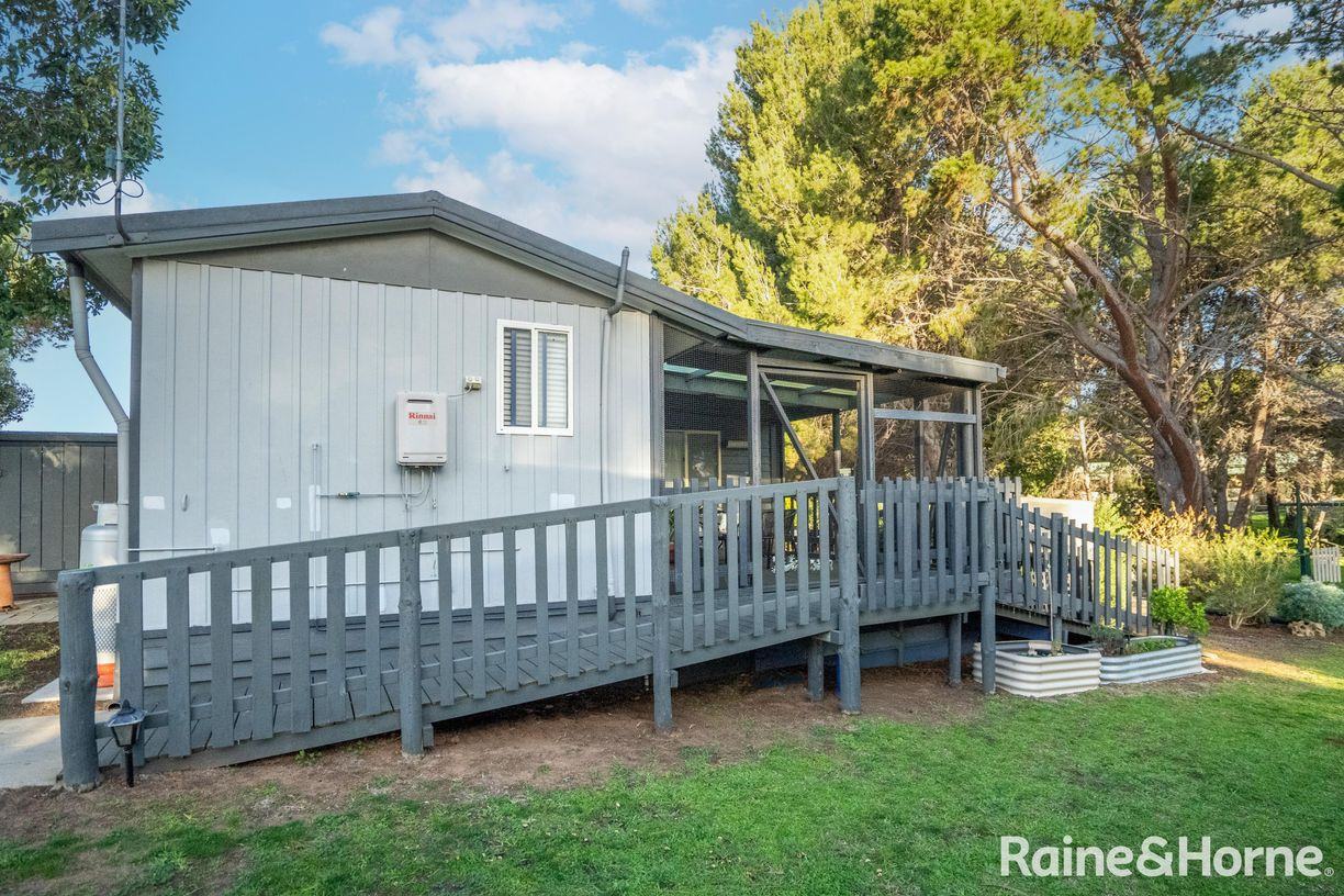 Cabin 30/4 Madsen St — photo 19 of 30