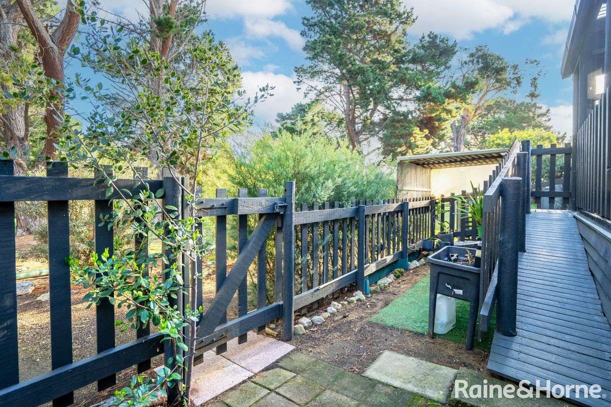 Cabin 30/4 Madsen St — photo 17 of 30