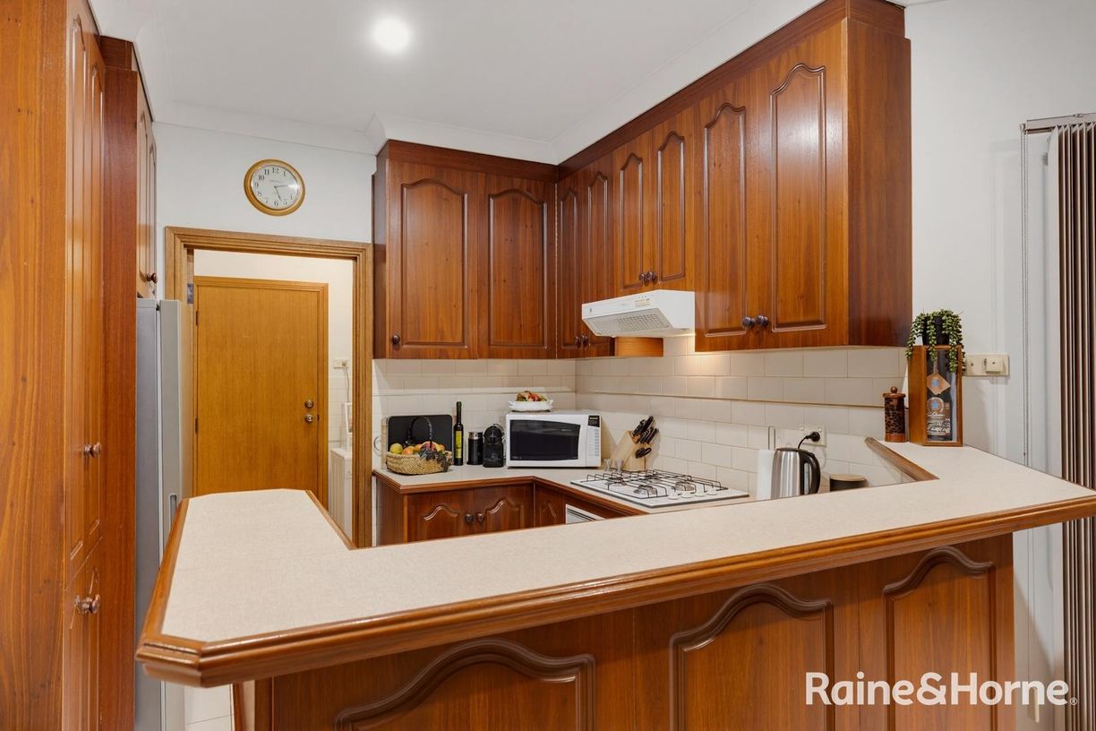 1/22 Broughton Avenue — photo 10 of 23