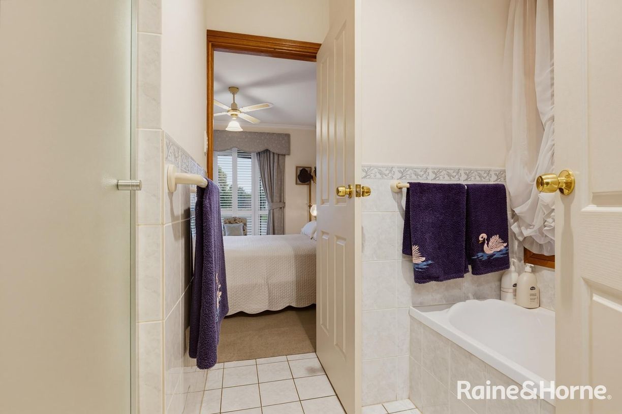 19A Wood Street — photo 10 of 18