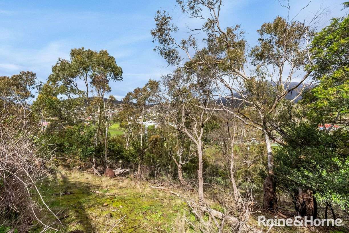 18 Kiewa Rise — photo 5 of 17