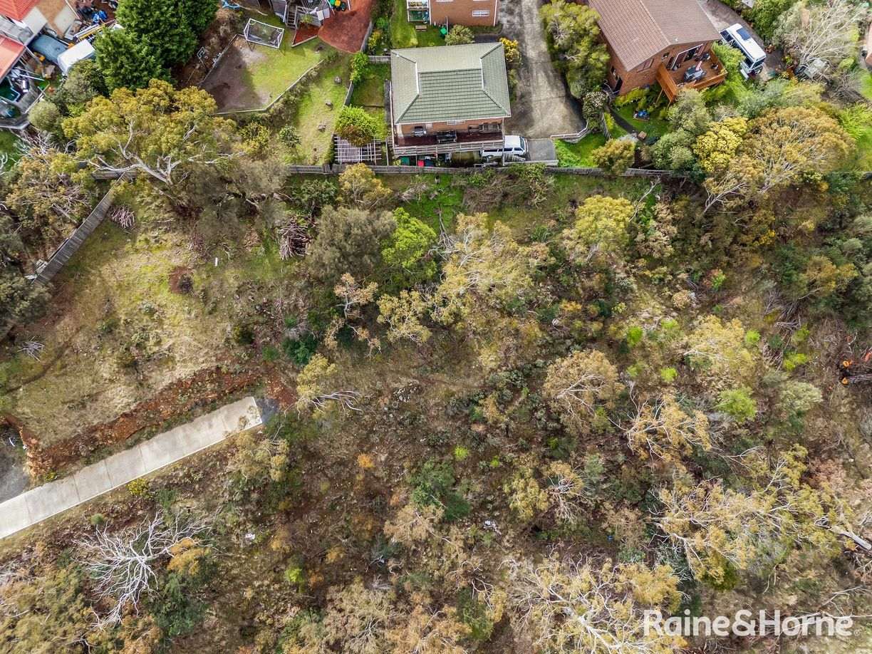 18 Kiewa Rise — photo 10 of 17