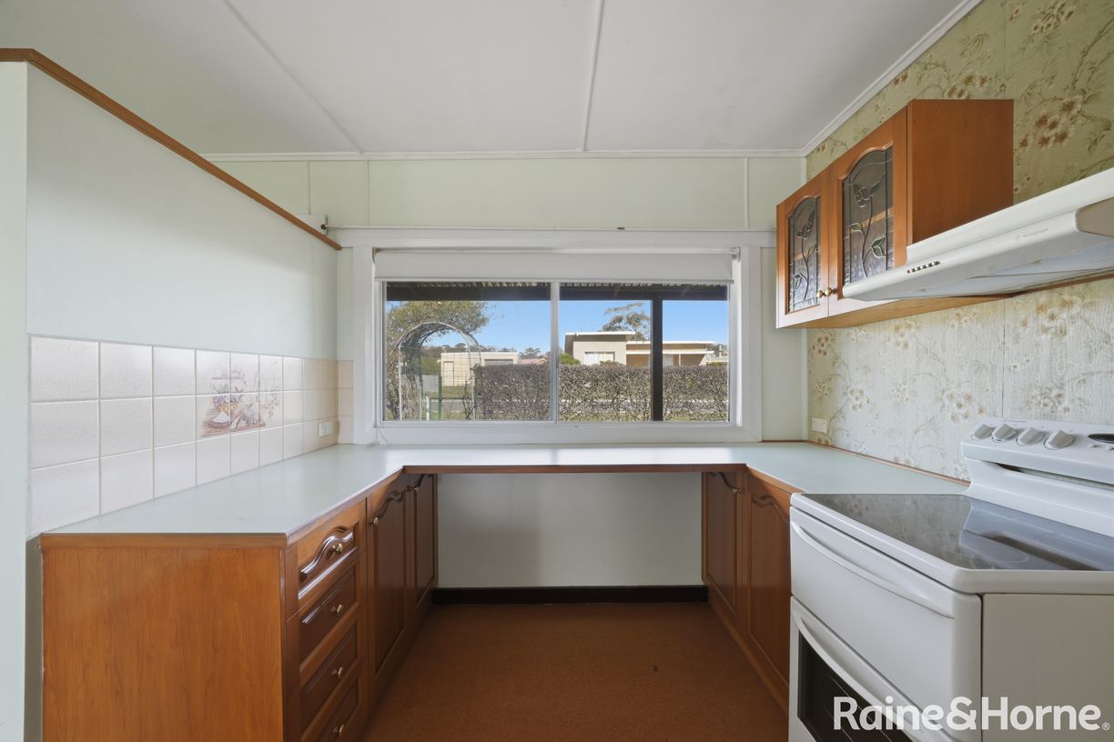 4 Lukeekah Street — photo 7 of 24