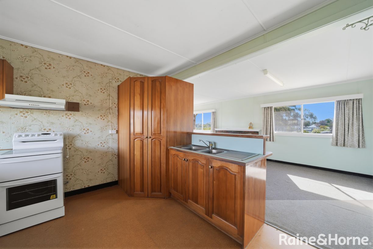 4 Lukeekah Street — photo 9 of 24