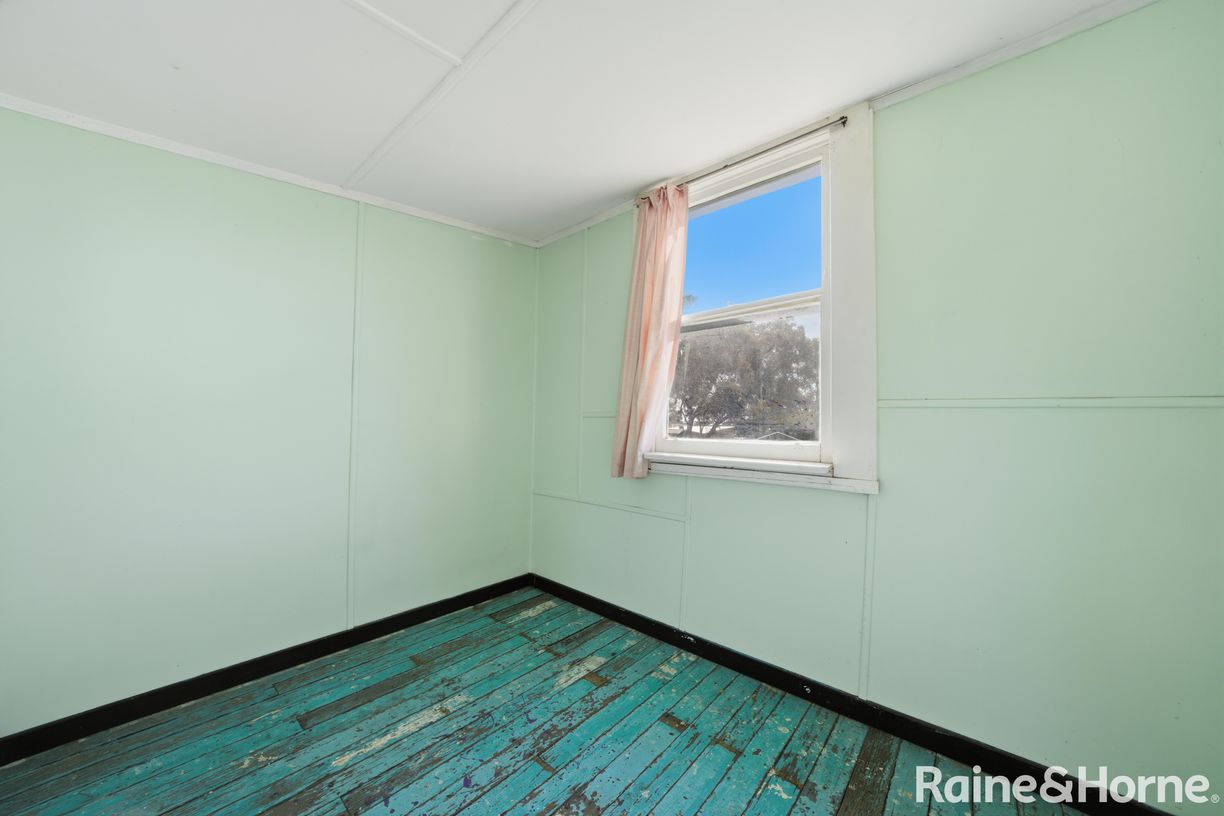 4 Lukeekah Street — photo 11 of 24
