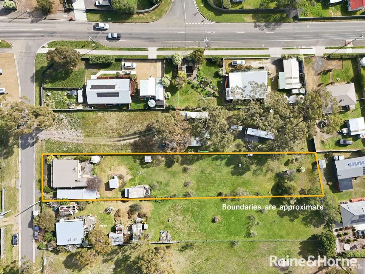 4 Lukeekah Street — photo 3 of 24