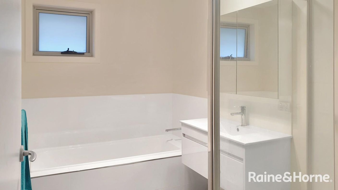 2/29 Thornbill Street — photo 11 of 17