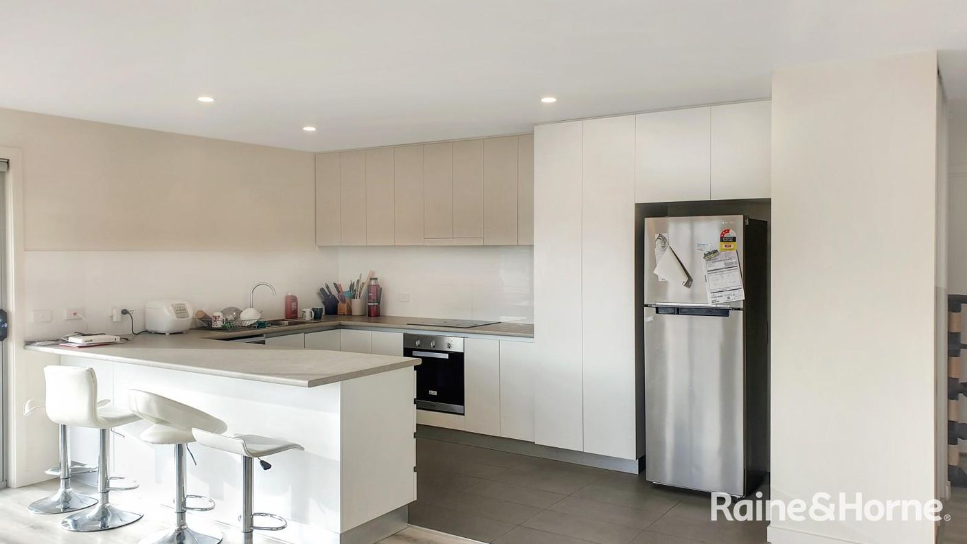 2/29 Thornbill Street — photo 8 of 17