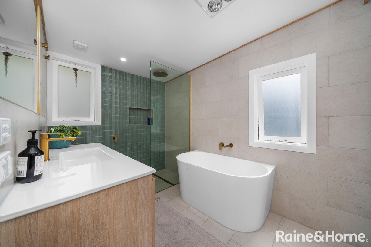 24 Rheban Road — photo 15 of 25
