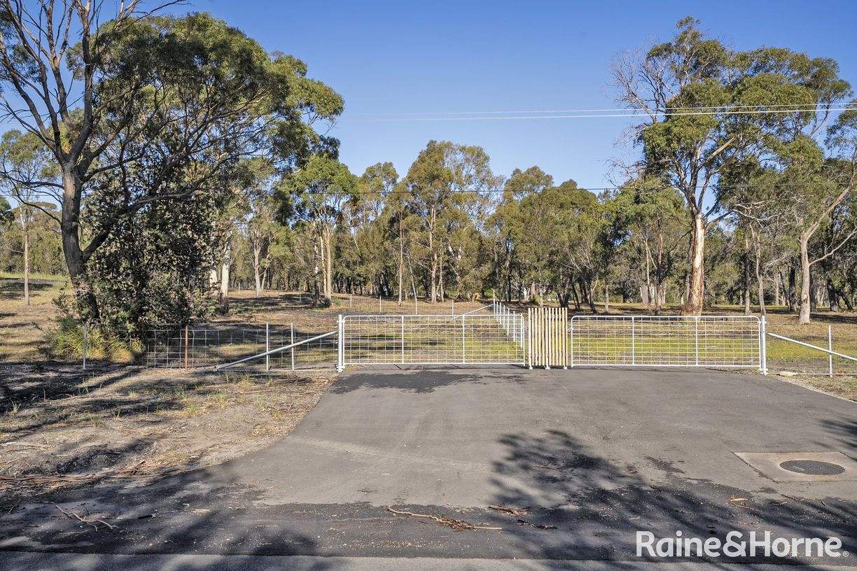 220 Rheban Road — photo 5 of 16