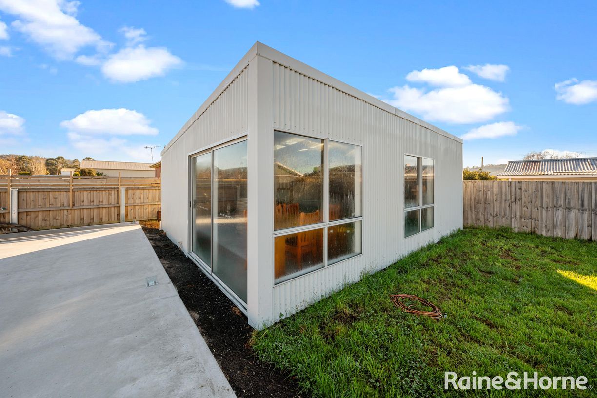11 Franklin Street — photo 4 of 11
