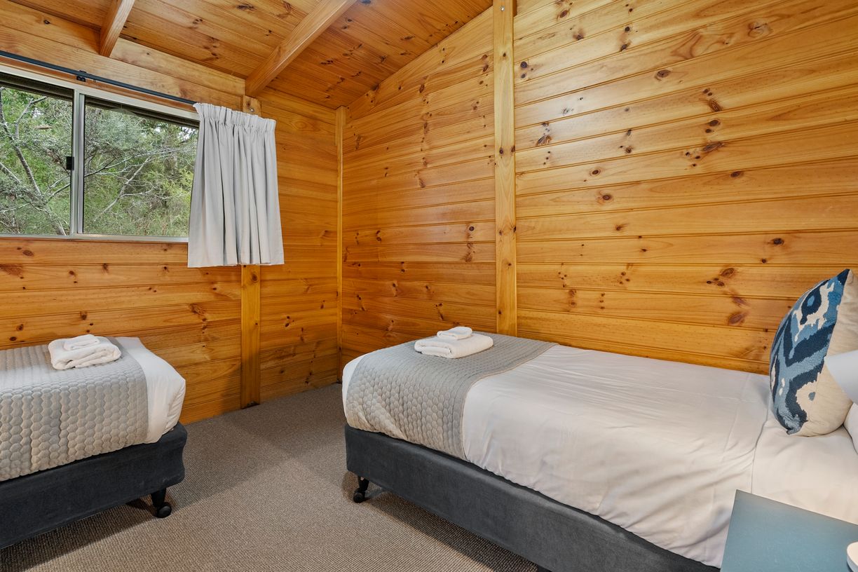 Cabin 18, 6955 Arthur Highway — photo 19 of 26