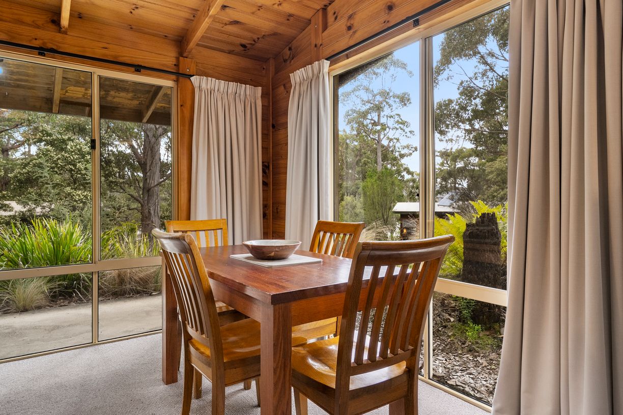 Cabin 18, 6955 Arthur Highway — photo 14 of 26