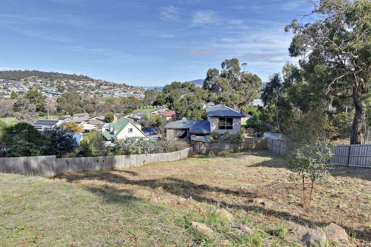 24 Wassell Place — photo 7 of 13