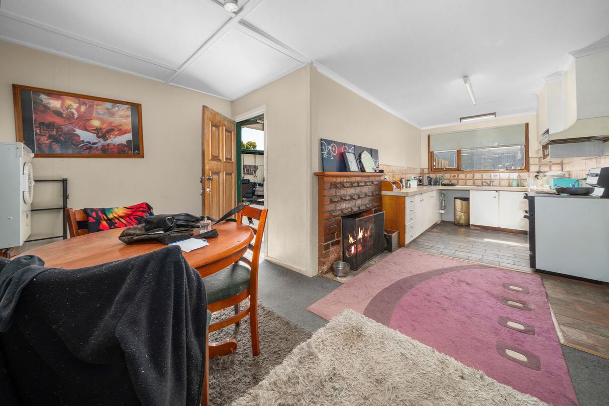 13 Vicary Street — photo 10 of 17