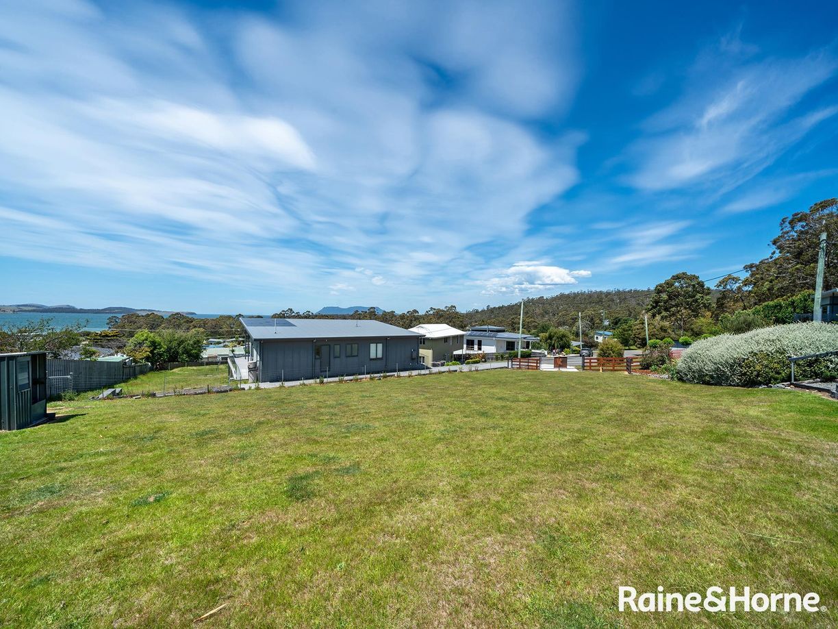 10 Sea View Crescent — photo 11 of 14