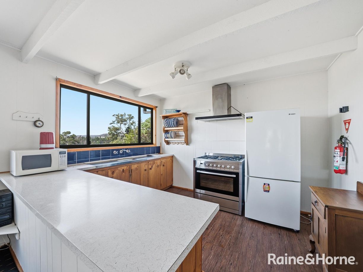 4 Aubin Court — photo 10 of 30