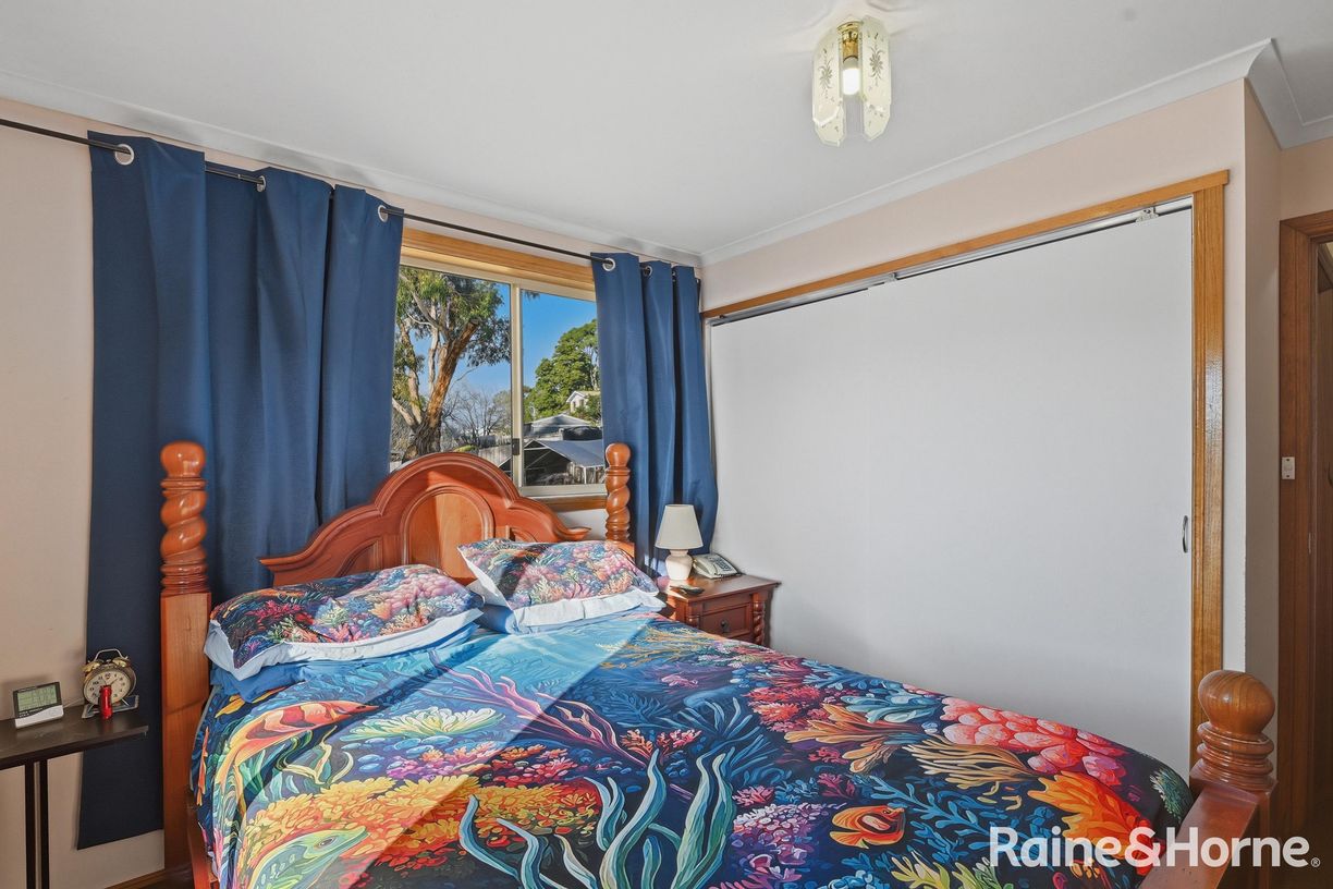 18 Little Falcon Street — photo 13 of 26