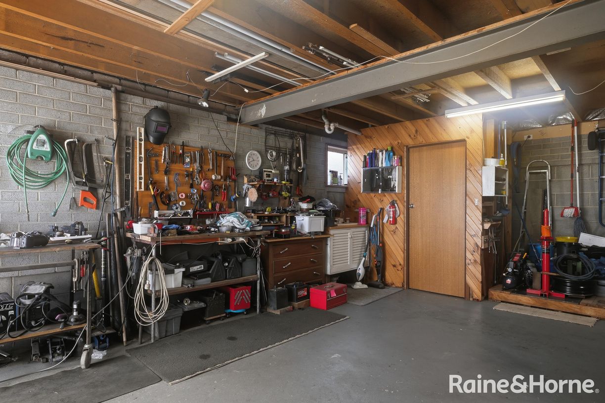 18 Little Falcon Street — photo 24 of 26