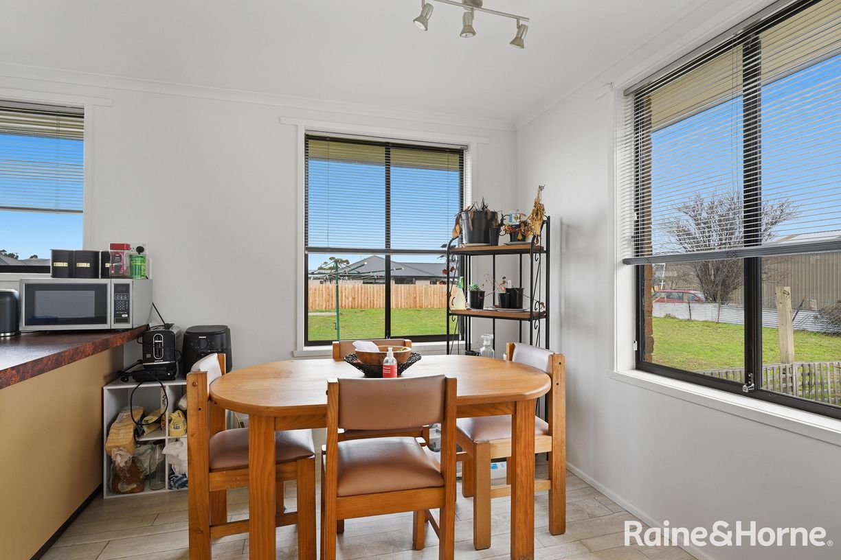 8 Victoria Street — photo 6 of 21