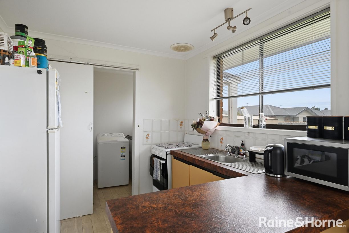 8 Victoria Street — photo 8 of 21