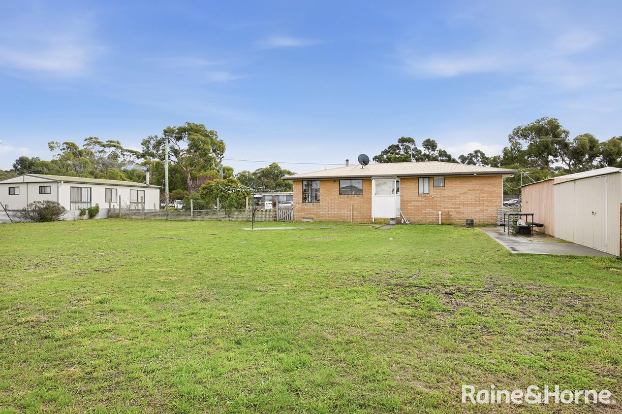 8 Victoria Street — photo 14 of 21