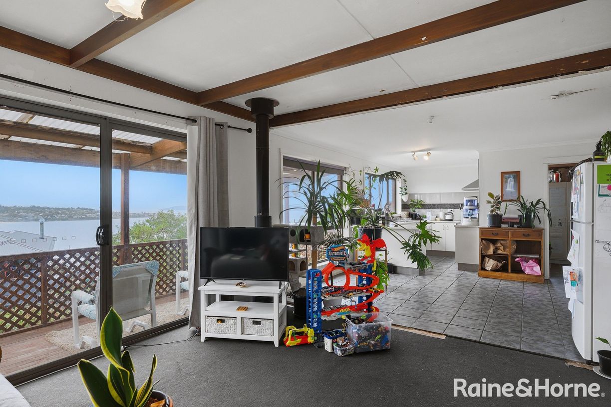 20 Kookaburra Street — photo 6 of 23