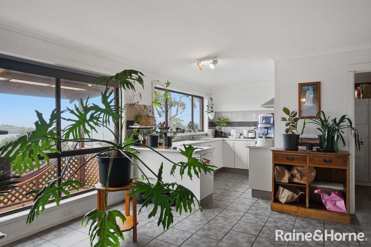 20 Kookaburra Street — photo 3 of 23