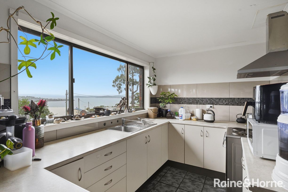 20 Kookaburra Street — photo 7 of 23