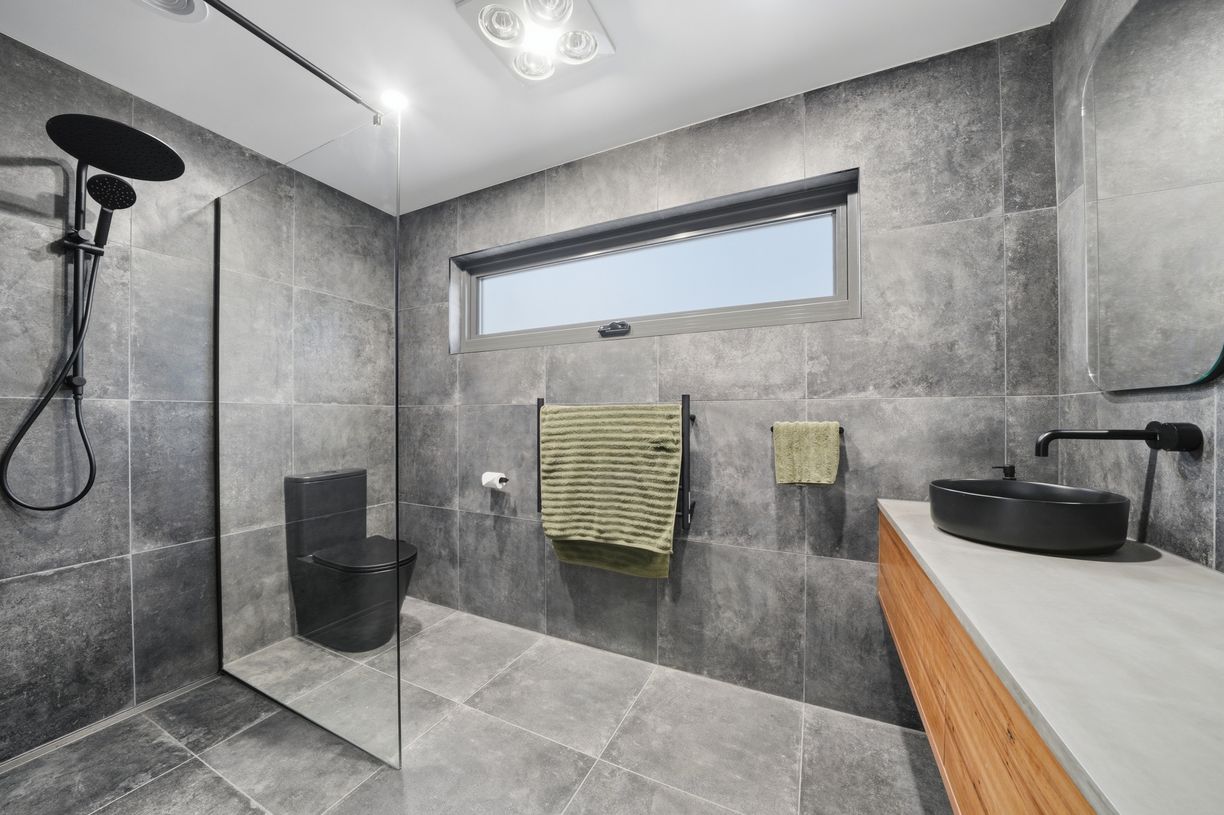 13 Russell Street — photo 15 of 30