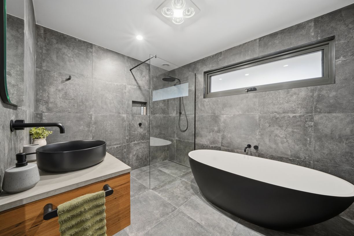 13 Russell Street — photo 11 of 30