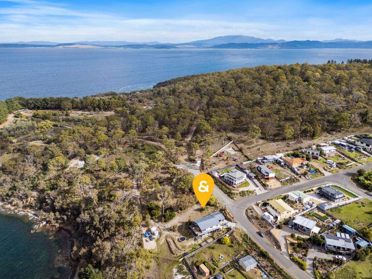1 Carlton Bluff Road — photo 3 of 18