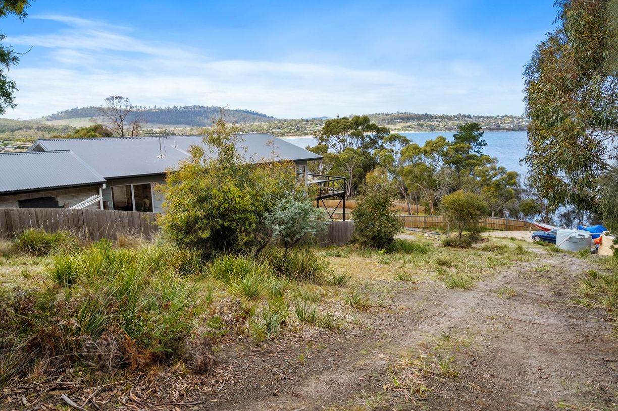 1 Carlton Bluff Road — photo 8 of 18