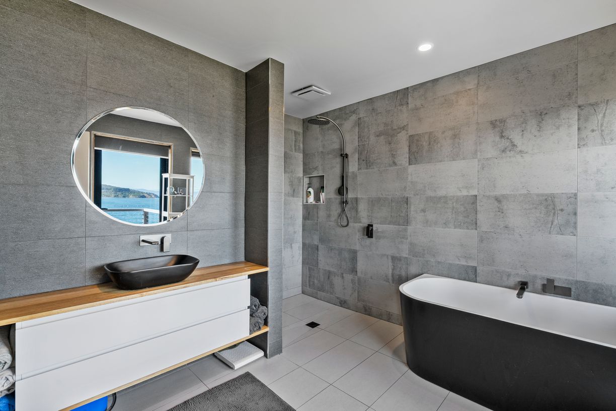 8 Linden Road — photo 13 of 30