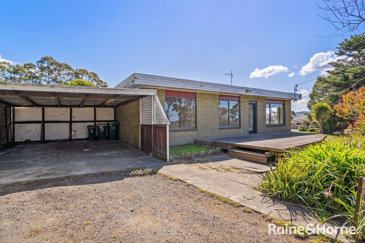 12 Falcon Street — photo 2 of 30
