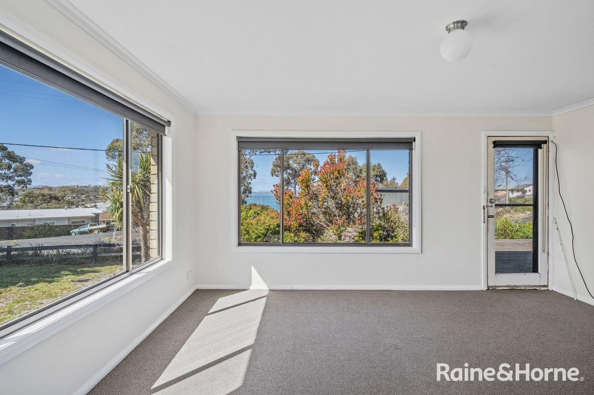 12 Falcon Street — photo 7 of 30