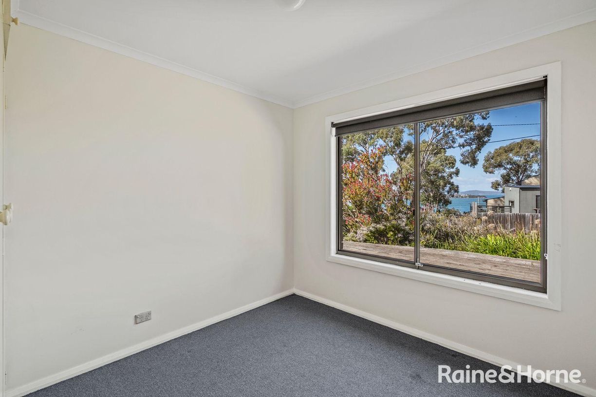 12 Falcon Street — photo 17 of 30