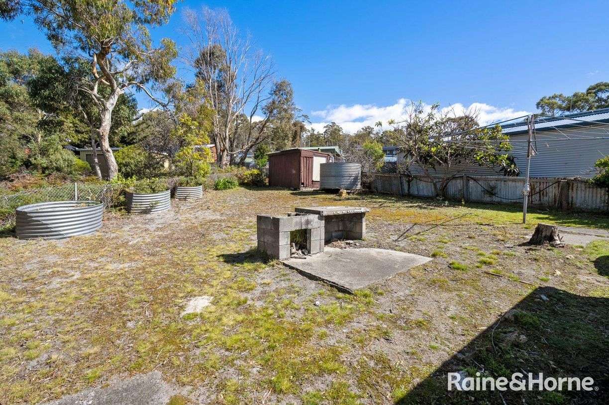 12 Falcon Street — photo 24 of 30